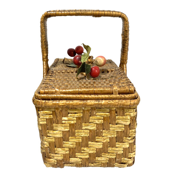 Vintage Woven Market Basket Small Split Lid Top Handle Carrier Wicker & Fruit - Picture 4 of 12
